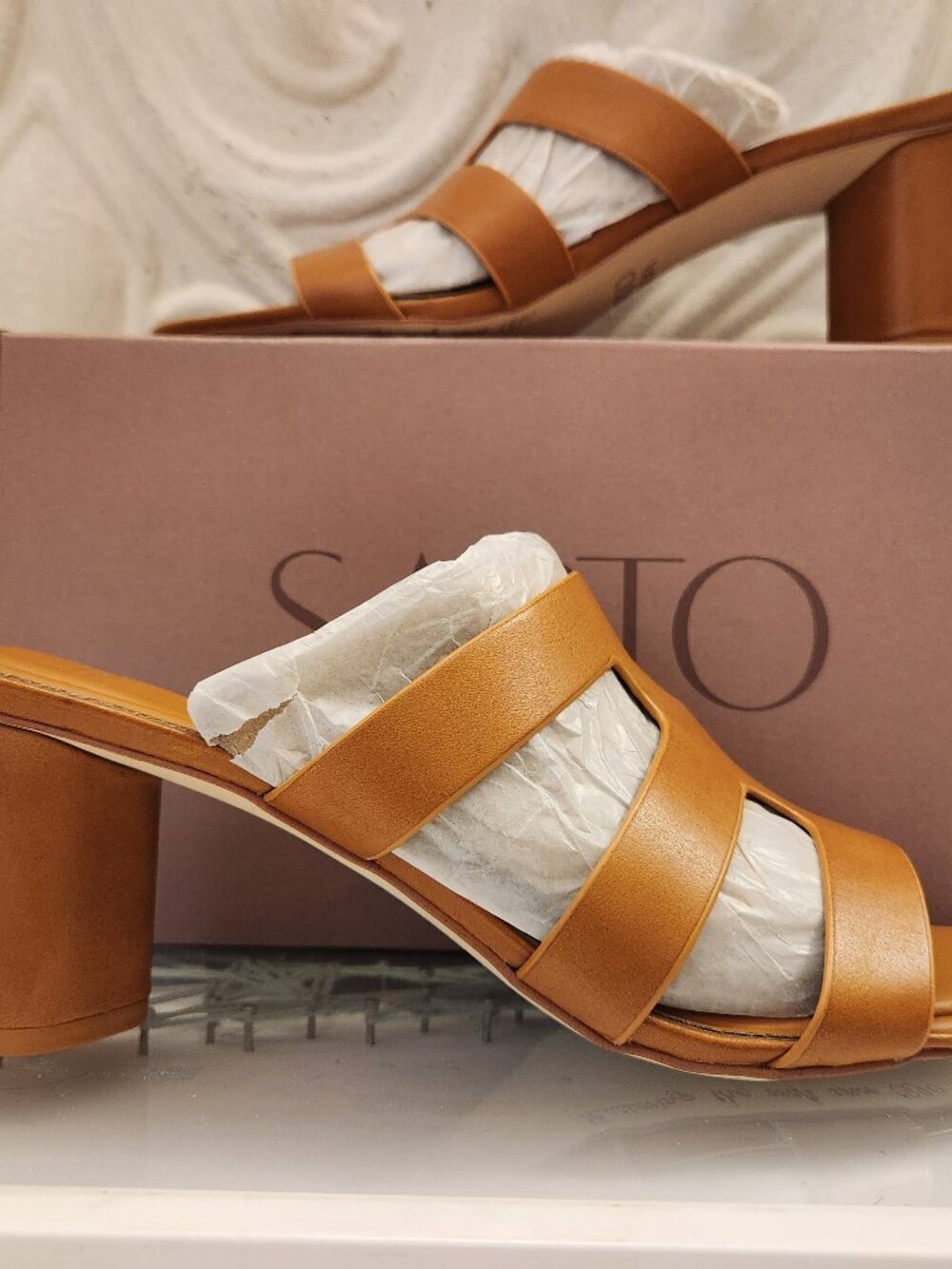 Sarto "Flex Carly" Block Heeled Sandals. Leather. Brown. NIB. Size 10M(Regular)